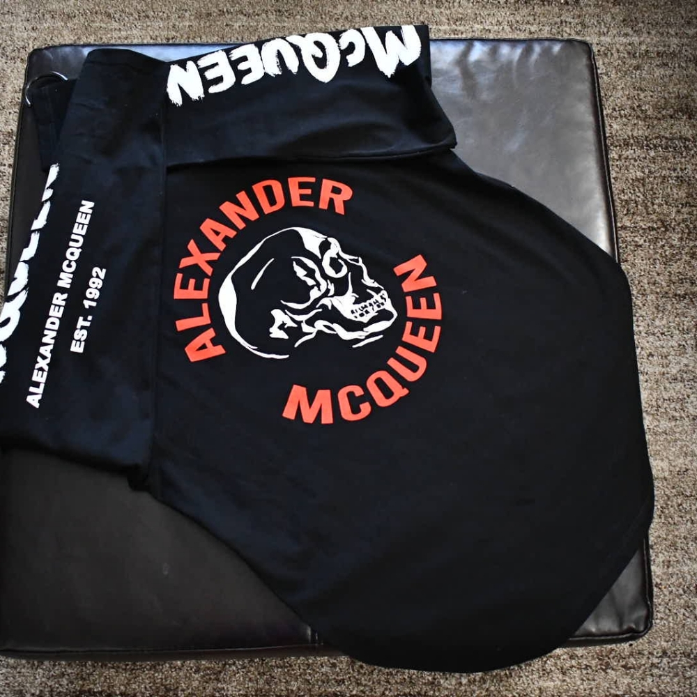Alexander McQueenTypographic Skull print T-shirt